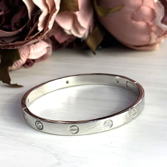 Silver bracelet with phianites