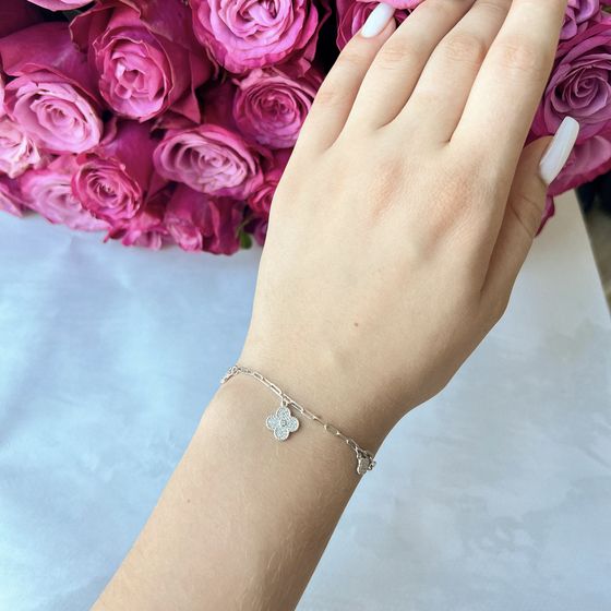 Silver bracelet with phianites