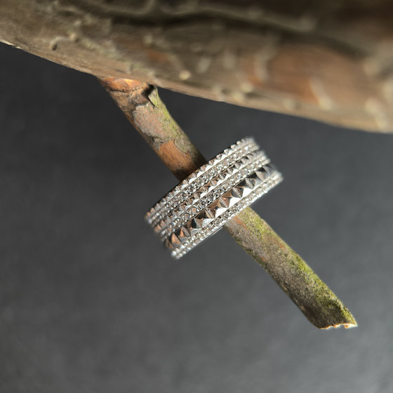 Silver ring with cubic zirconia