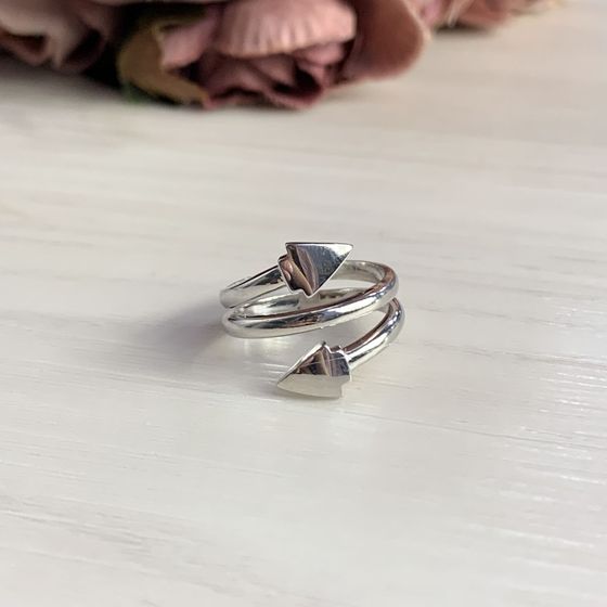 Серебряное кольцо без камней