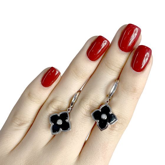 Silver earrings with ceramics
