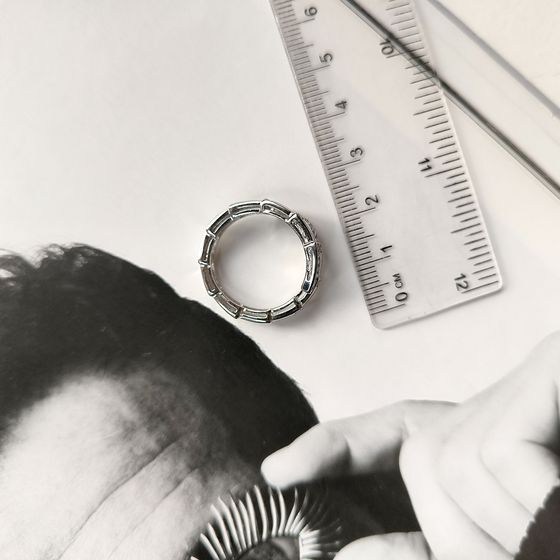 Срібна каблучка з фіанітами