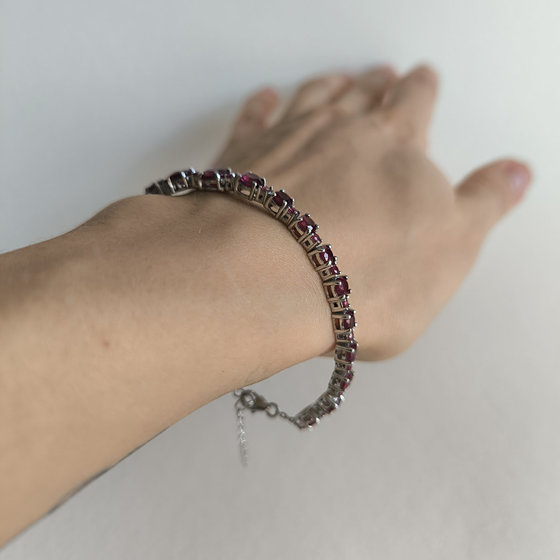 Срібний браслет з рубіном 10,845 карат