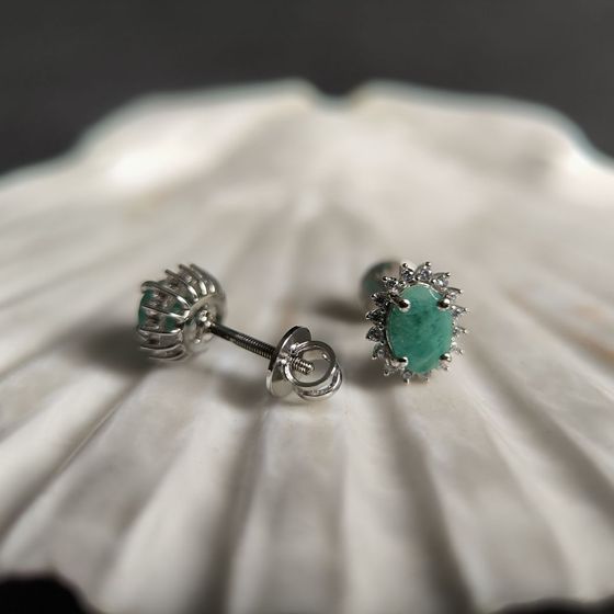 Срібні сережки зі смарагдом, фіанітами
