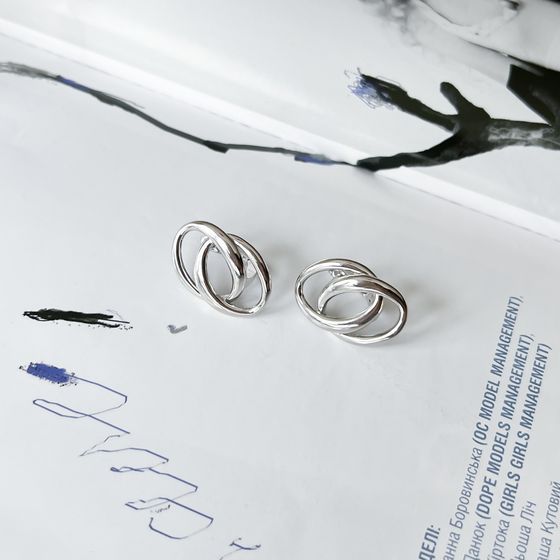 Срібні сережки без каменів