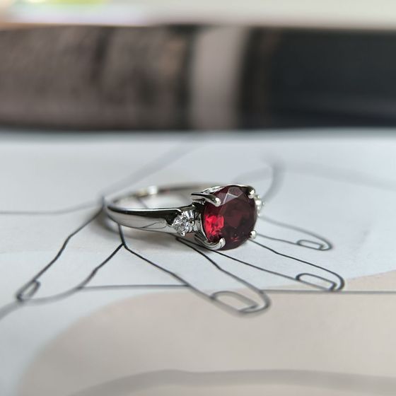 Срібна каблучка з гранатом nano 1.655ct