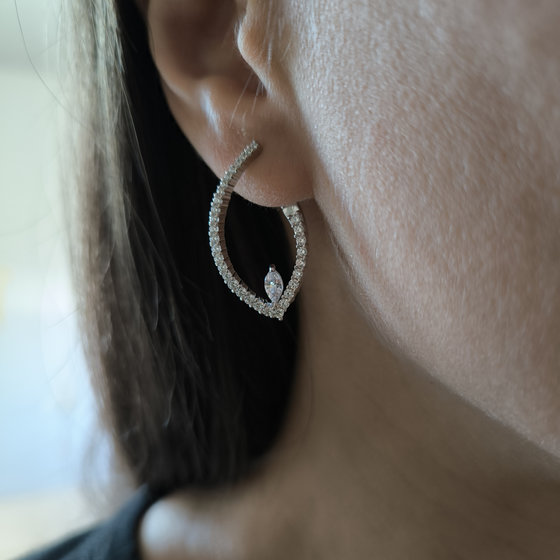 Silver earrings with Phianites