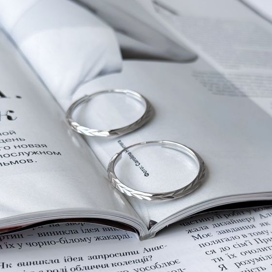 Срібні сережки без каменів