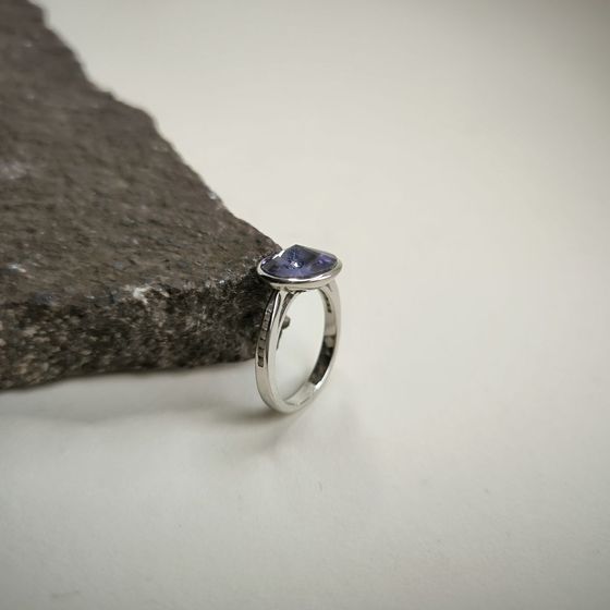 Серебряное кольцо с фианитами