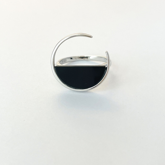 Silver ring with onyx