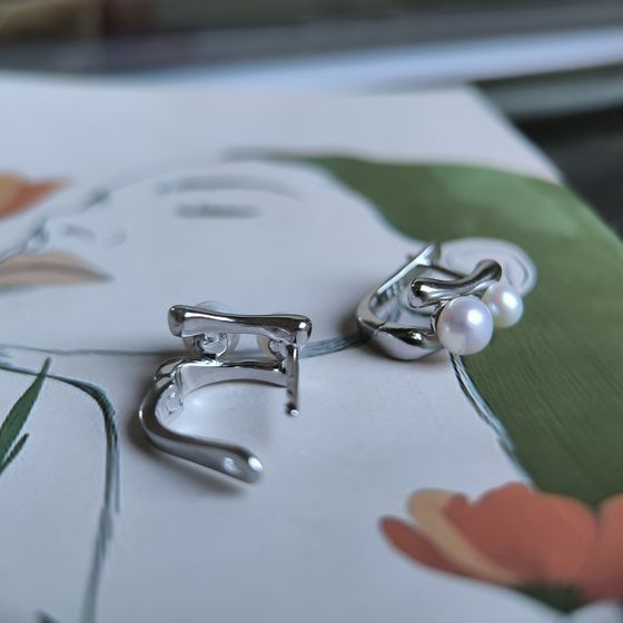 Срібні сережки з перлами 4.75ct