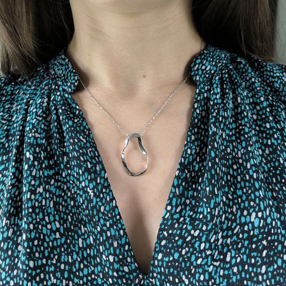 Silver necklace without stones