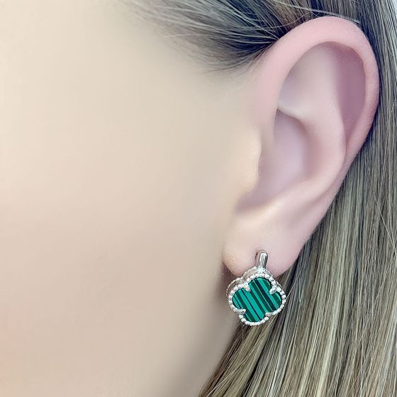 Silver earrings with malachite