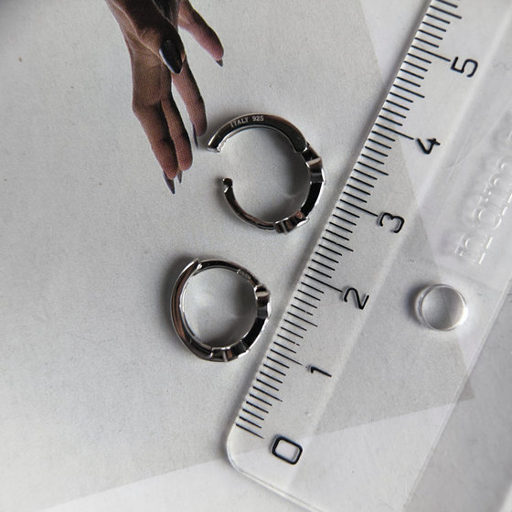 Silver earrings with cubic zirconia