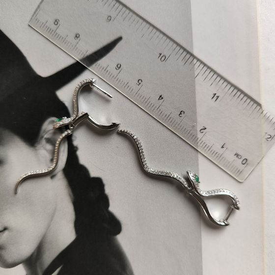 Срібні сережки з фіанітами