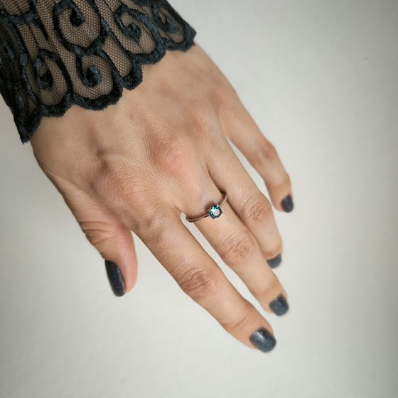 Срібна каблучка з містичним топазом