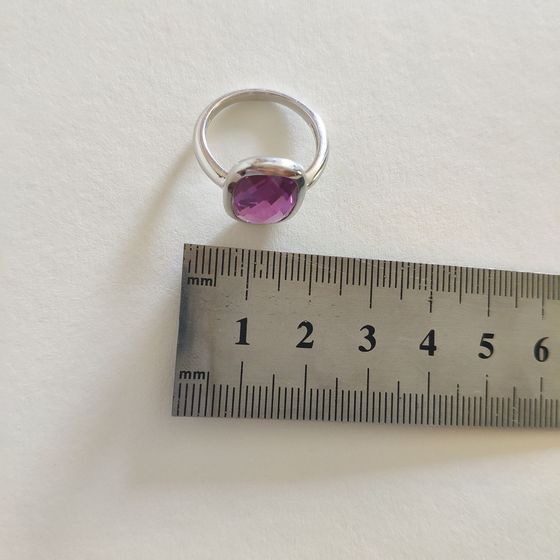 Серебряное кольцо с александритом 8.1ct