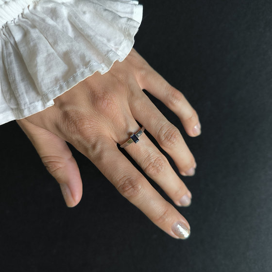 Серебряное кольцо с сапфиром 0.338ct