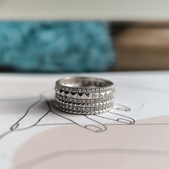 Silver ring with cubic zirconia