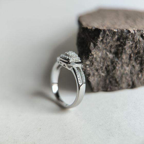 Silver Ring with Fianites