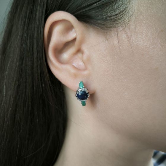 Серебряные серьги с сапфиром 4.337ct, изумрудом, фианитами