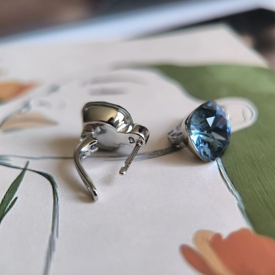 Срібні сережки з фіанітами