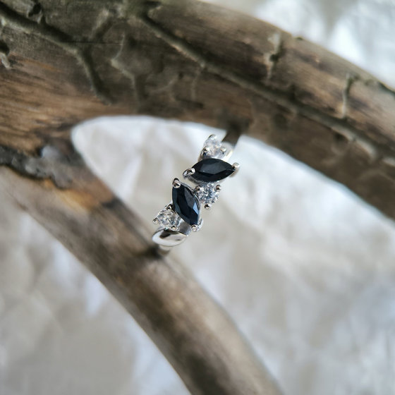Silver ring with sapphire and cubic zirconia