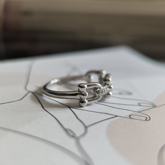 Silver ring with cubic zirconia