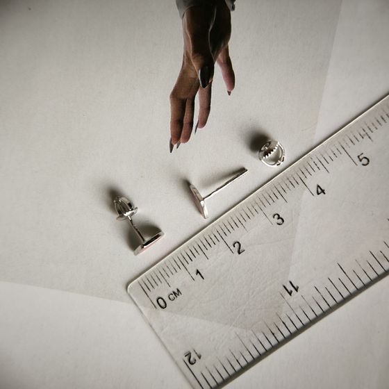 Срібні сережки з емаллю