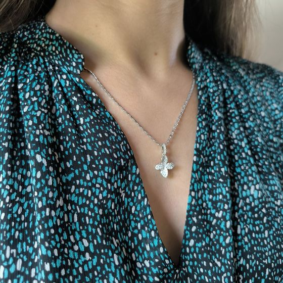 Срібна підвіска з фіанітами