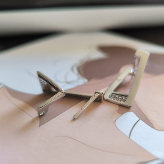 Silver earrings with cubic zirconia