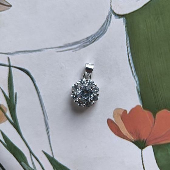 Срібна підвіска з фіанітами