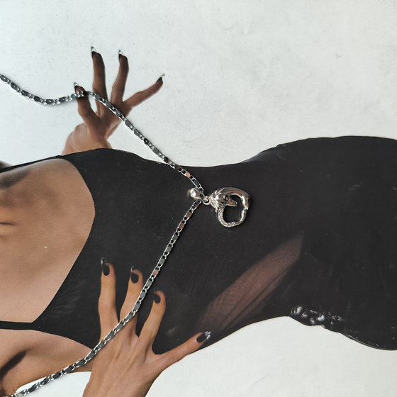 Срібна підвіска з фіанітами