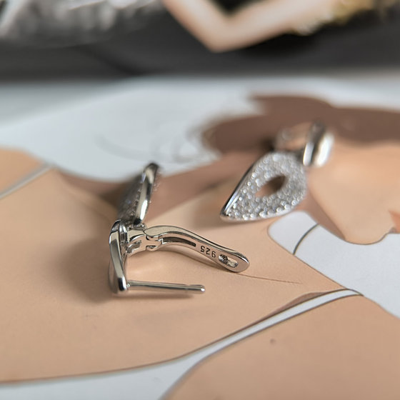 Silver earrings with cubic zirconia