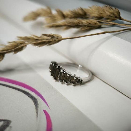 Серебряное кольцо с раухтопазом (дымчатым кварцем) 1.342ct