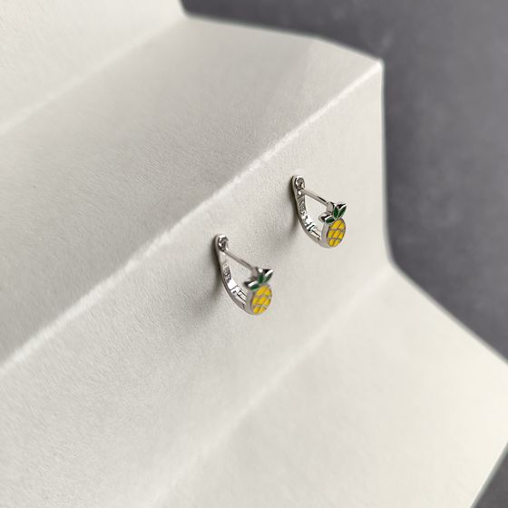 Серебряные серьги с емаллю