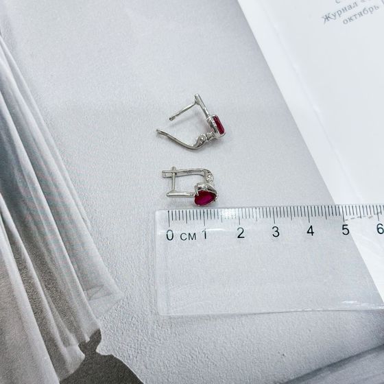 Серебряные серьги с рубином 2.285ct