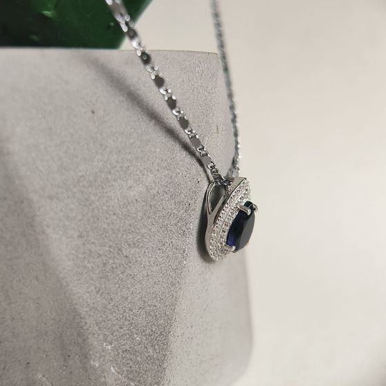 Серебряная подвеска с сапфиром nano 2.221ct, фианитами