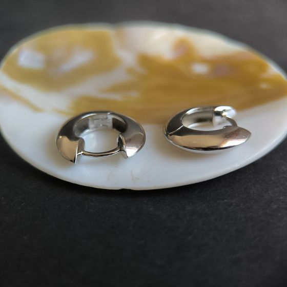 Silver earrings without stones
