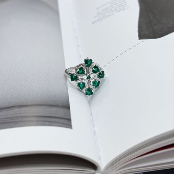 Silver ring with a 1.863-carat nano emerald