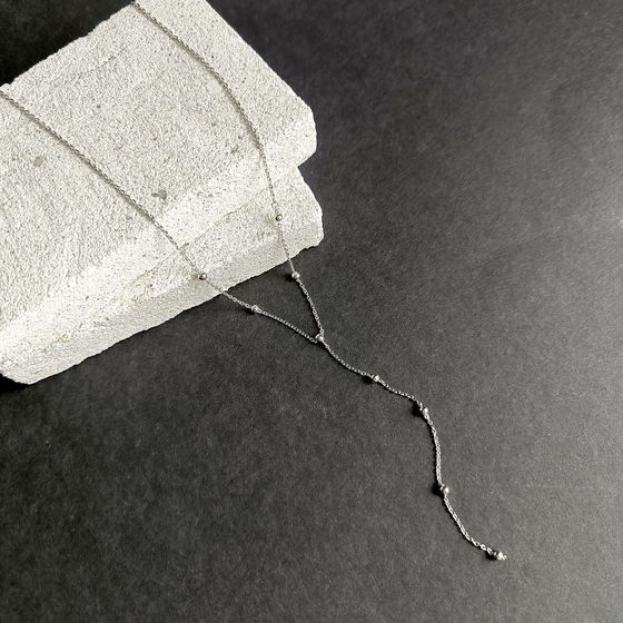 Silver necklace without stones