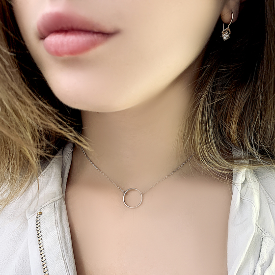 Silver necklace without stones