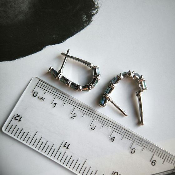 Серебряные серьги с мистик топазом 3.017ct