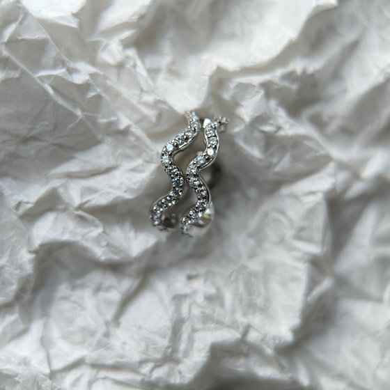 Silver earrings with cubic zirconia
