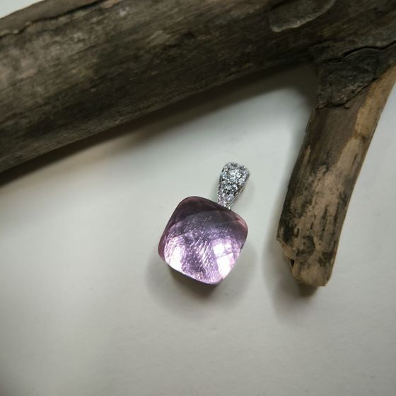 Срібна підвіска з фіанітами