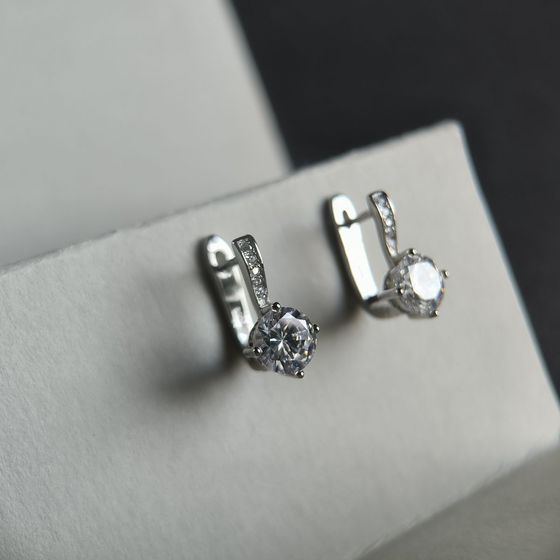 Срібні сережки з фіанітами