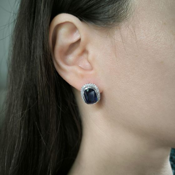Серебряные серьги с сапфиром 5.218ct, фианитами