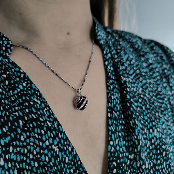 Срібна підвіска з гранатом 3.993ct