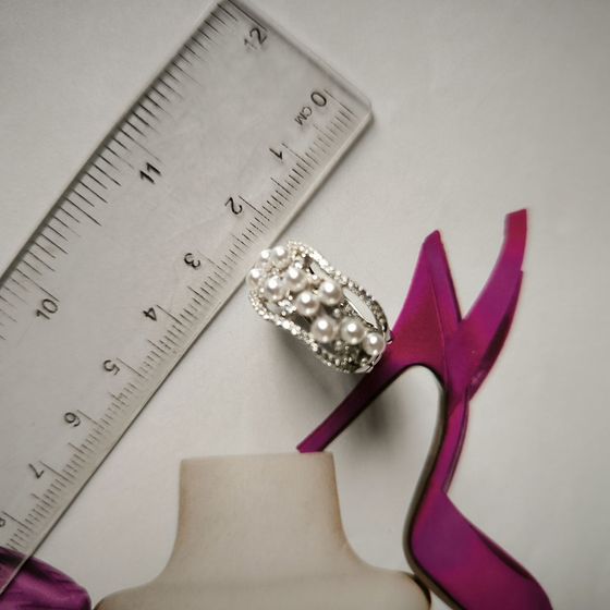 Срібна каблучка з перлами 2.5ct