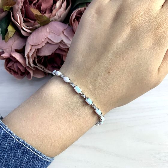 Серебряный браслет с опалом